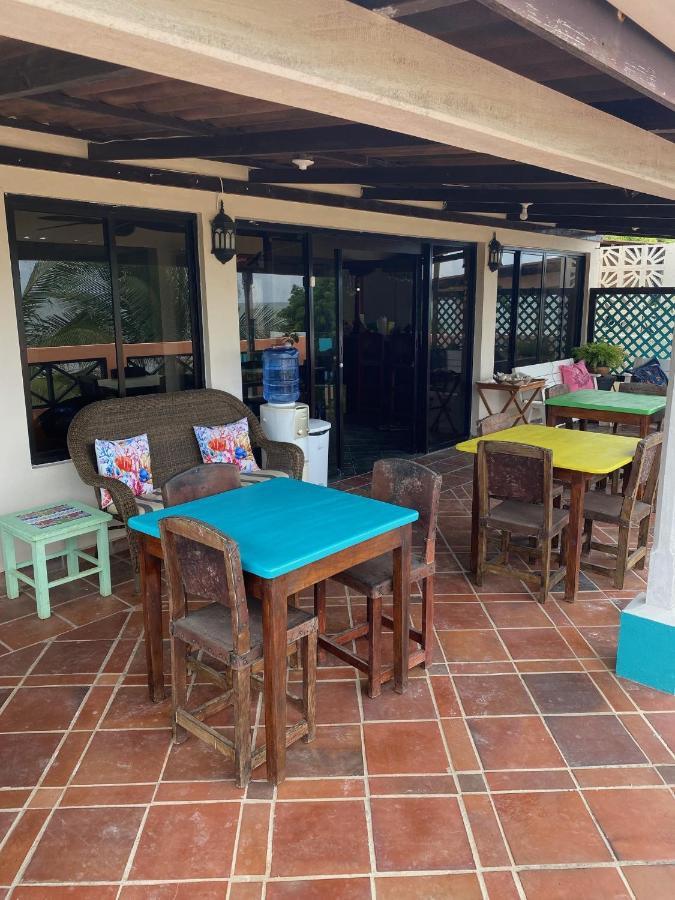 Uverito Sand Dollar B&B 라스 타블라스 외부 사진
