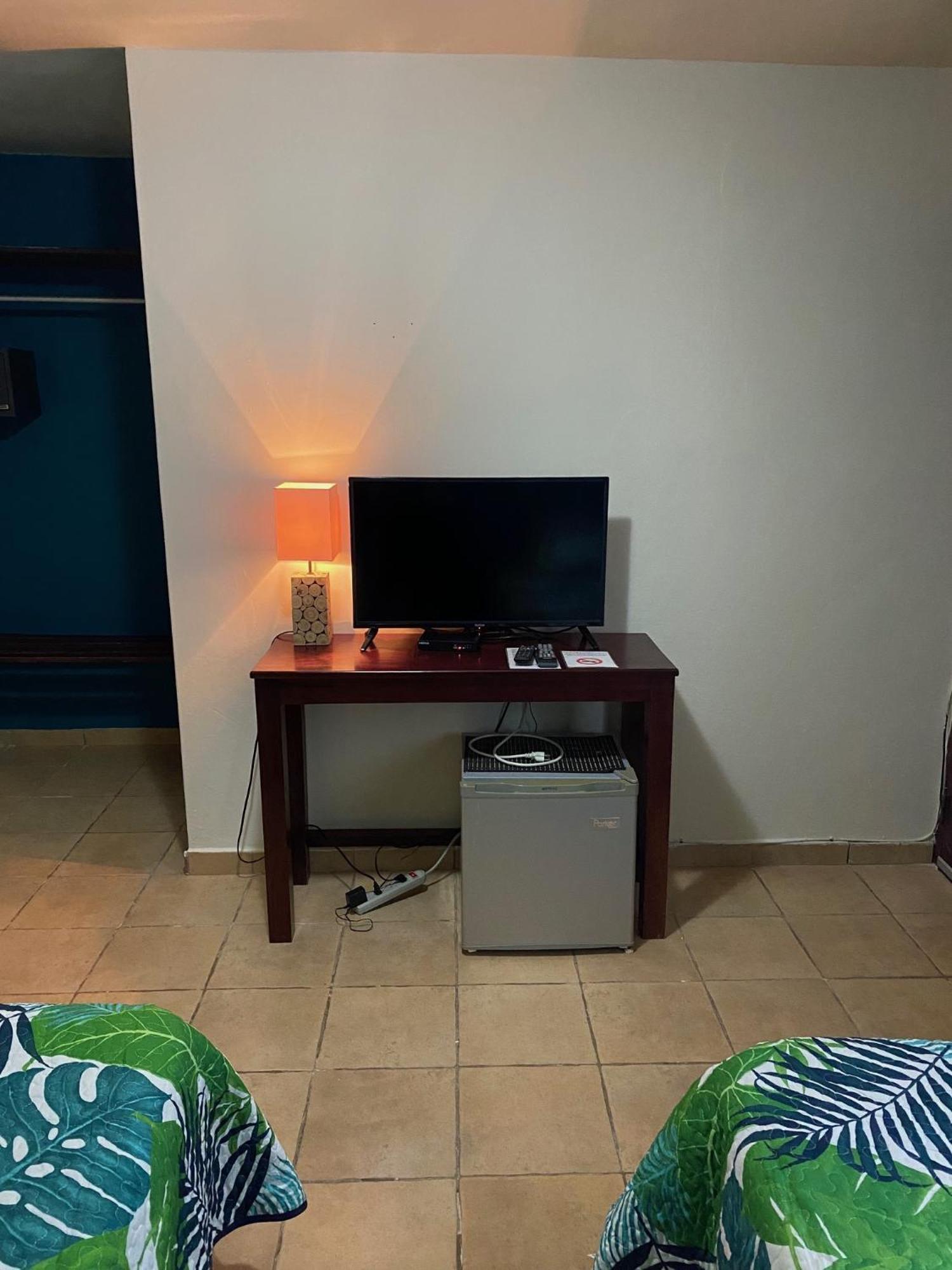 Uverito Sand Dollar B&B 라스 타블라스 외부 사진